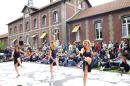 Les Pieds sur la Nappe 33 * 5184 x 3456 * (6.75MB)